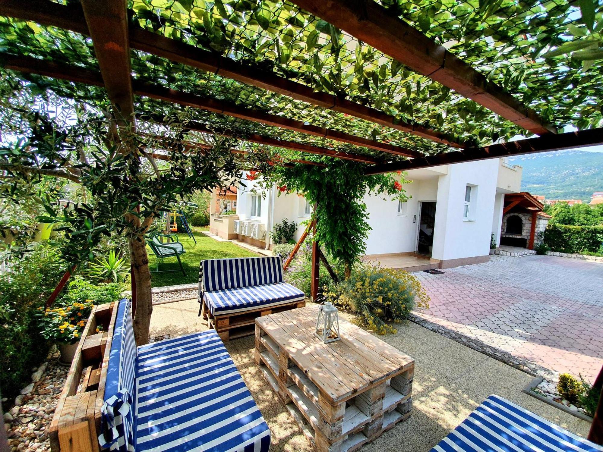 Apartments Lana & Petra Kaštela Zewnętrze zdjęcie